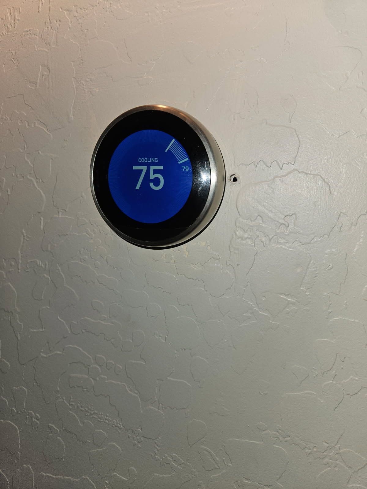 Gallery photos for Effortless Climate Control with Smart Thermostat: Image #1